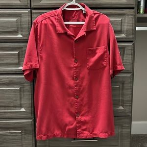 Tommy Bahama red short sleeve casual button front shirt. Size L.